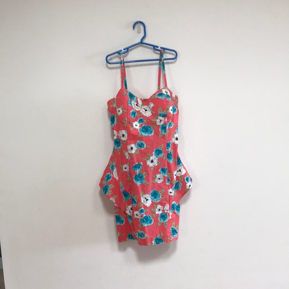 Forever 21 Dress. Beautiful and Flirty. Size M.